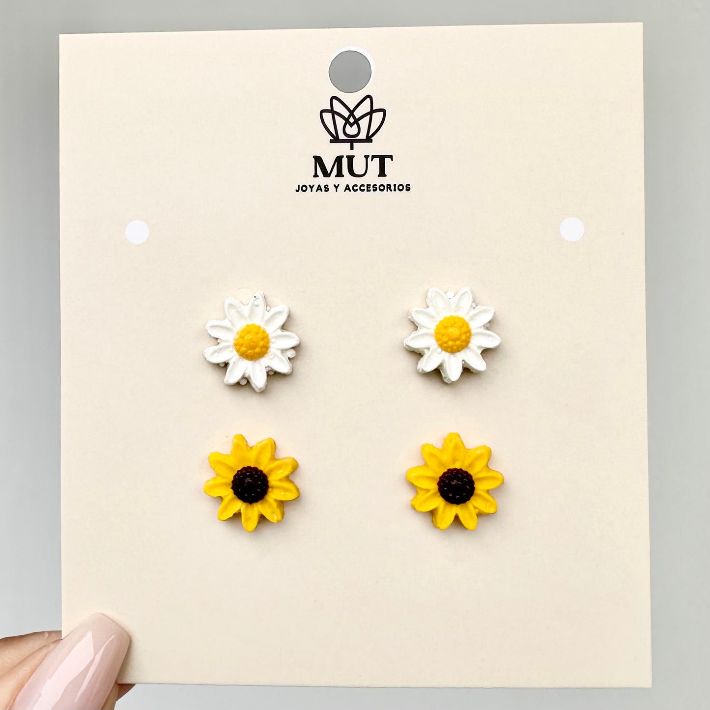 Set Aretes Margarita y Girasol