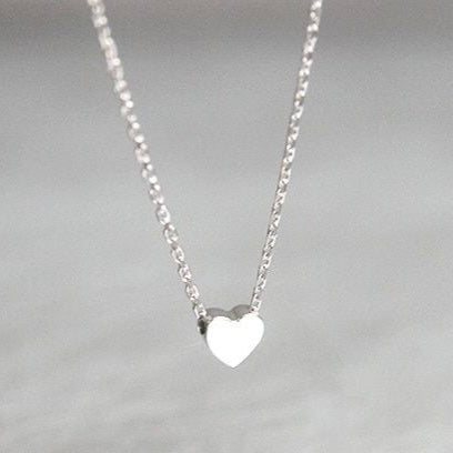 Collar Corazón Pasante en Acero Plateado