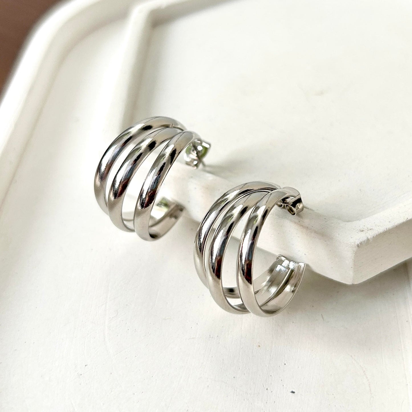 Argollas Strips en Acero Plateado