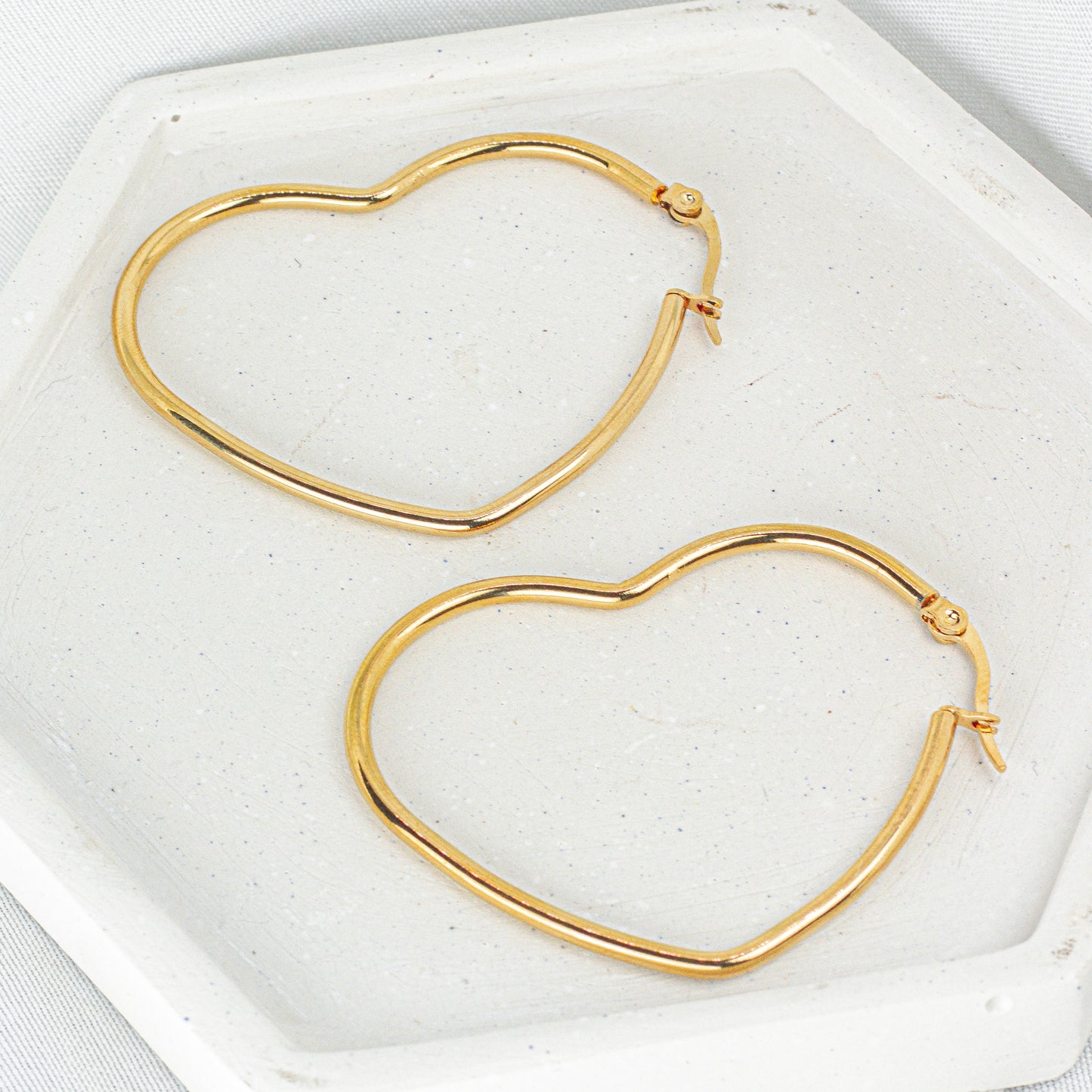 Argollas Corazón en Acero Dorado