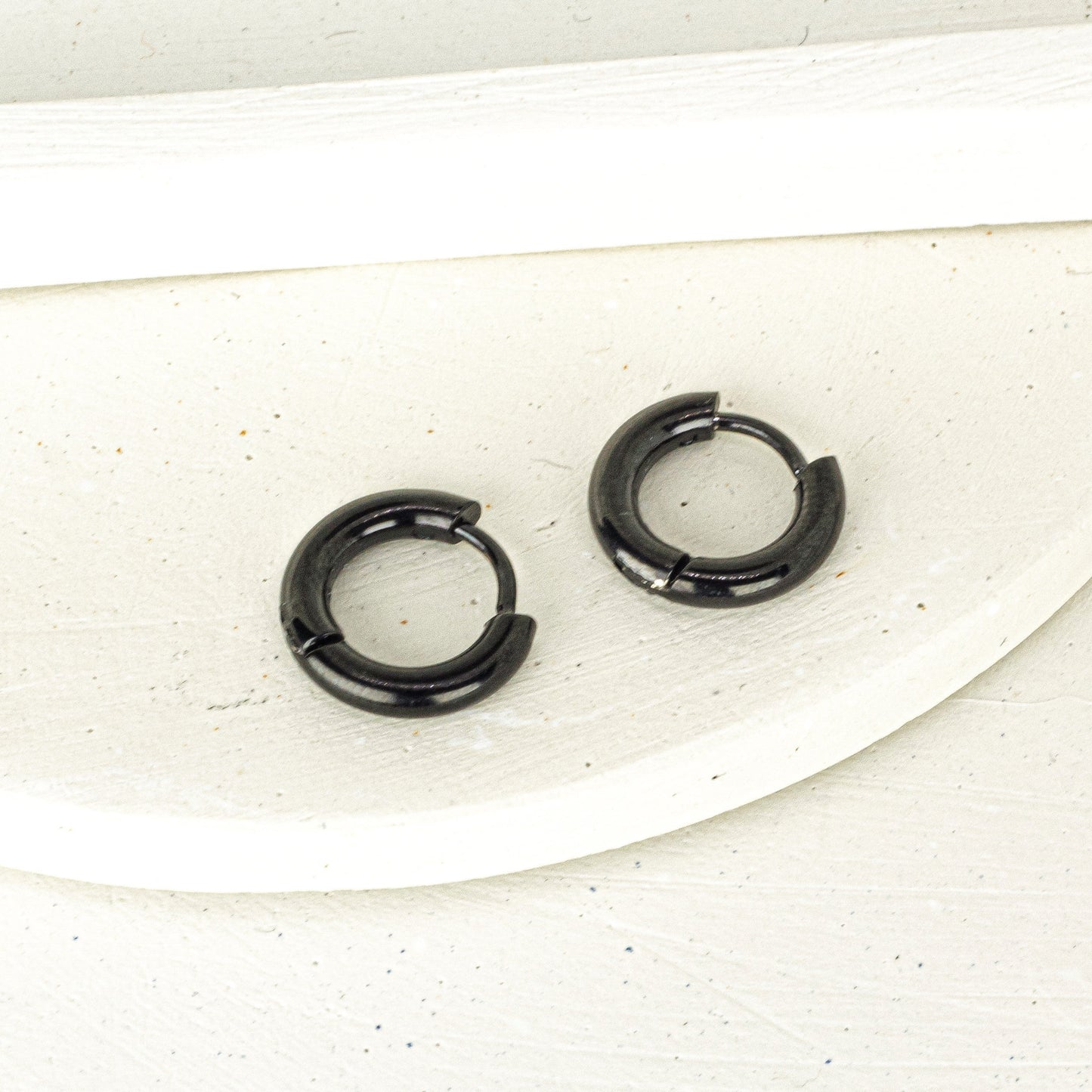 Argollas Clásicas Tubular en Acero
