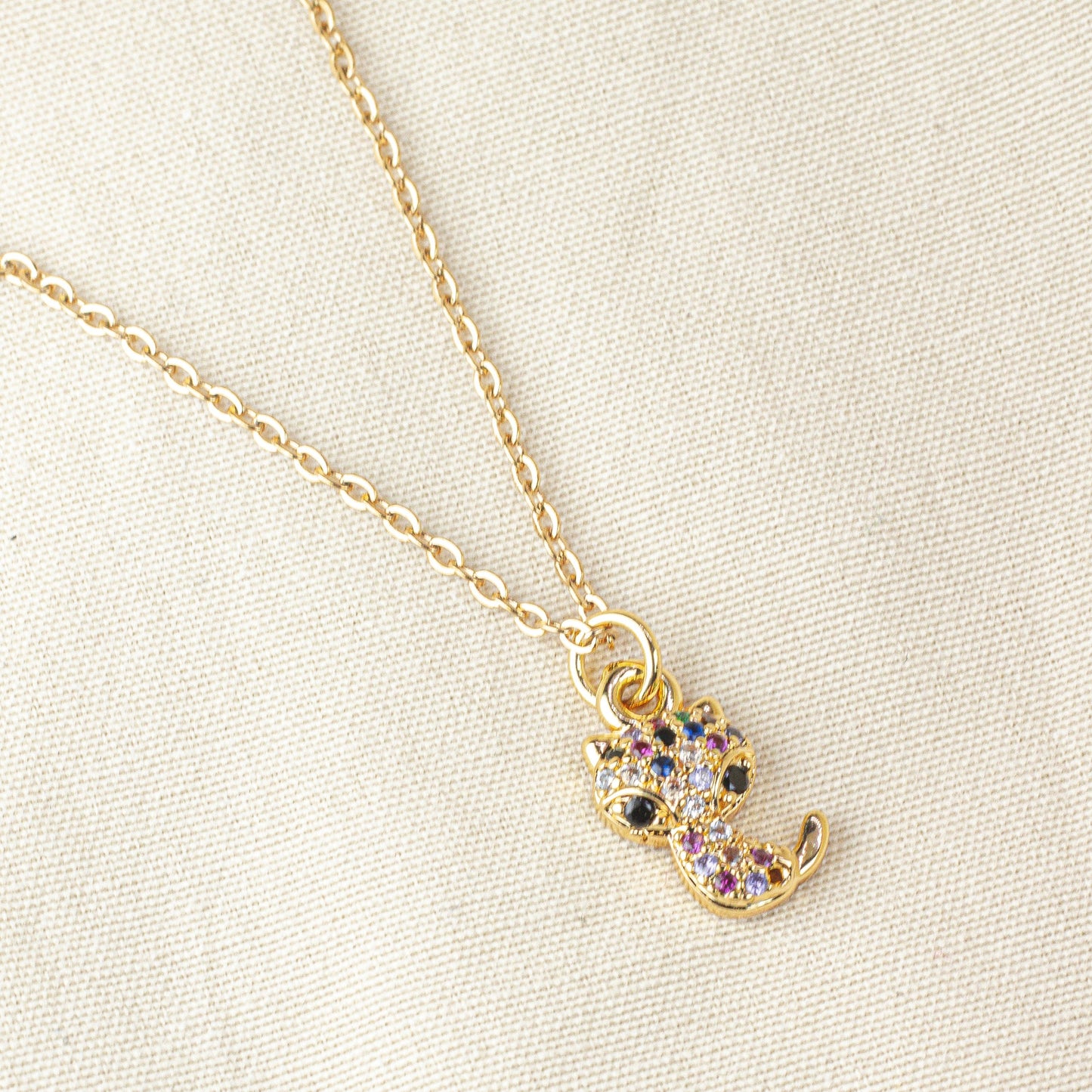 Collar Bling Cat en Acero Dorado