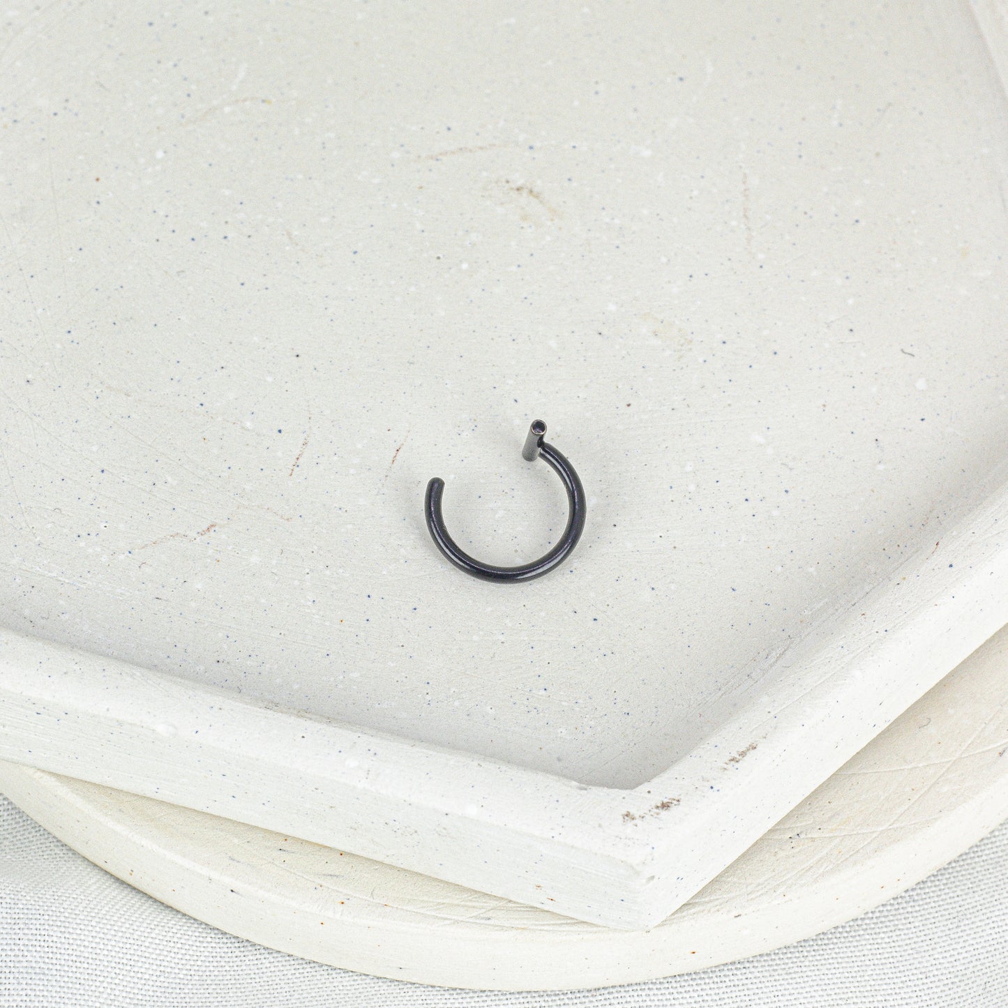 Fake Piercing Aro para Labio en Acero